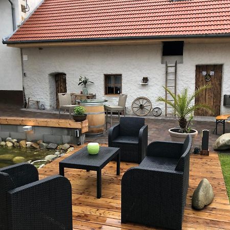 Auszeit; Gaestehaus & Mehr Kollersdorf Экстерьер фото
