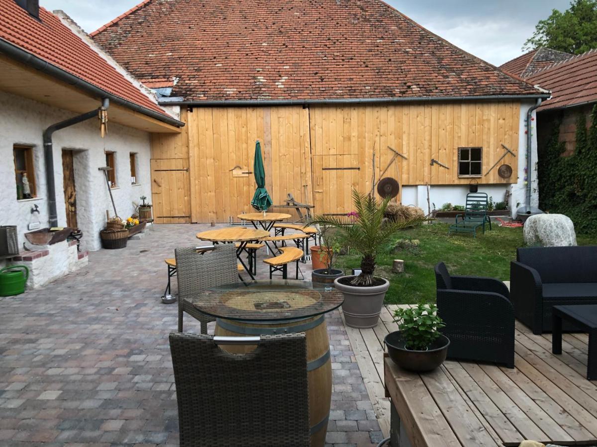 Auszeit; Gaestehaus & Mehr Kollersdorf Экстерьер фото