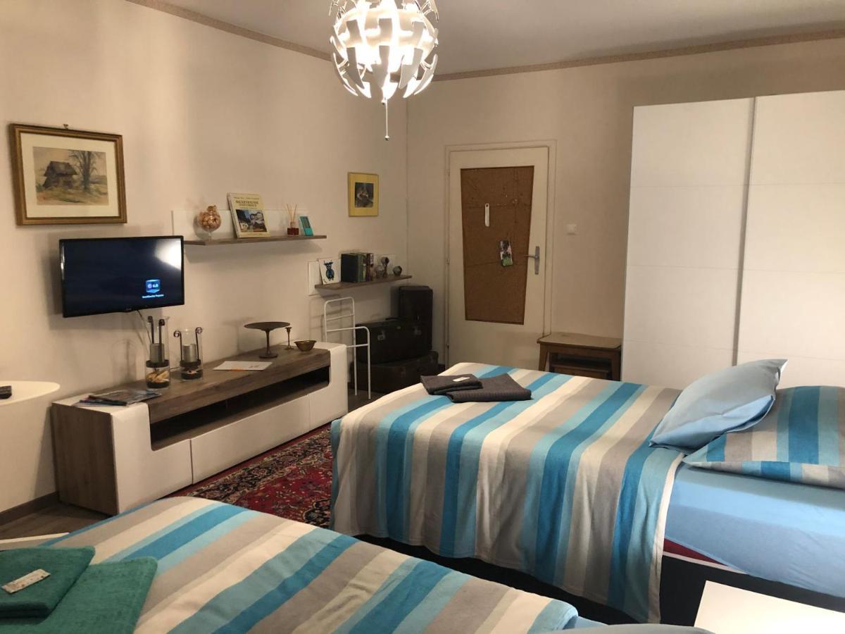 Auszeit; Gaestehaus & Mehr Kollersdorf Экстерьер фото