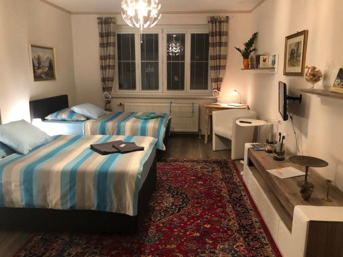 Auszeit; Gaestehaus & Mehr Kollersdorf Экстерьер фото